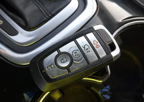 2017 Ford Edge Titanium из США, поврежденный, VIN 2FMPK4K90HBC42465